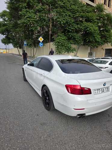 BMW 528-2