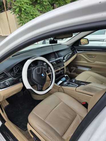 BMW 528-7