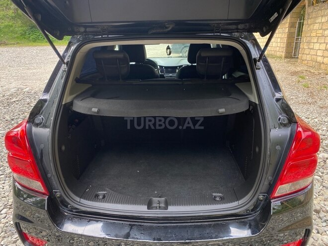 Chevrolet Trax-8