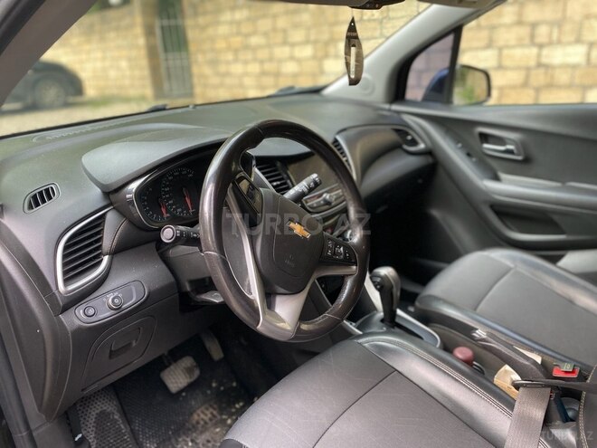 Chevrolet Trax-11