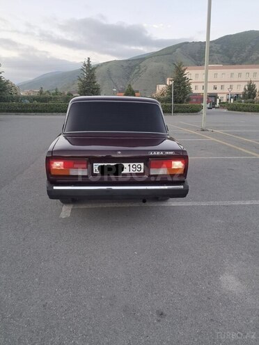 LADA (VAZ) 2107-4