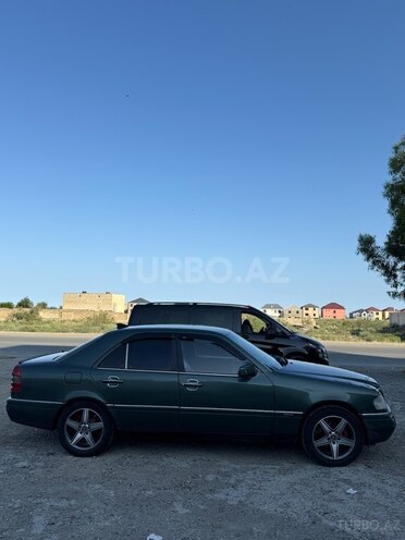 Mercedes C 180-3