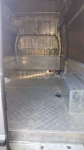 Ford Transit-4