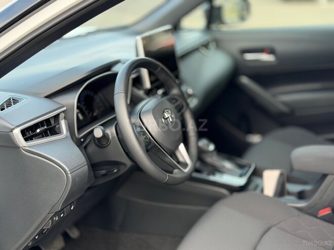 Toyota Corolla Cross-16