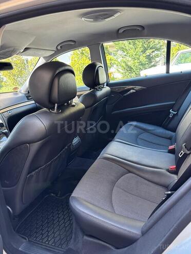 Mercedes E 220-7