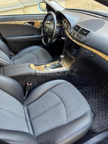 Mercedes E 220-6