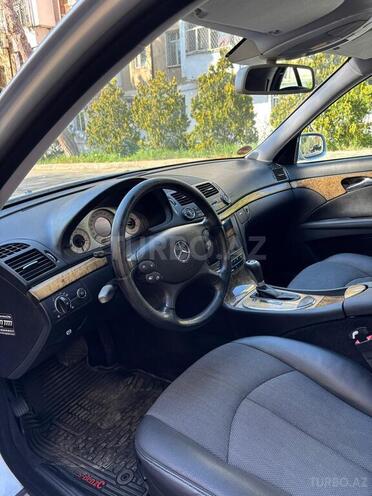 Mercedes E 220-5