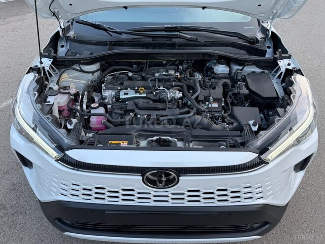 Toyota Corolla Cross-13