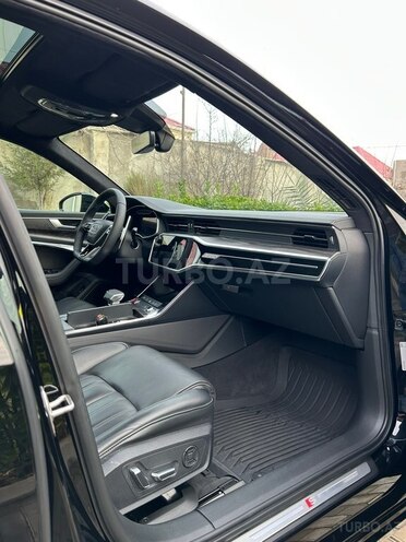 Audi A6-18