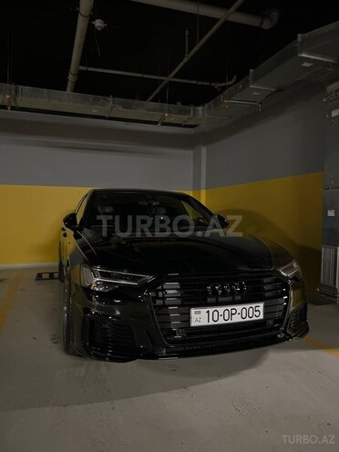 Audi A6-11