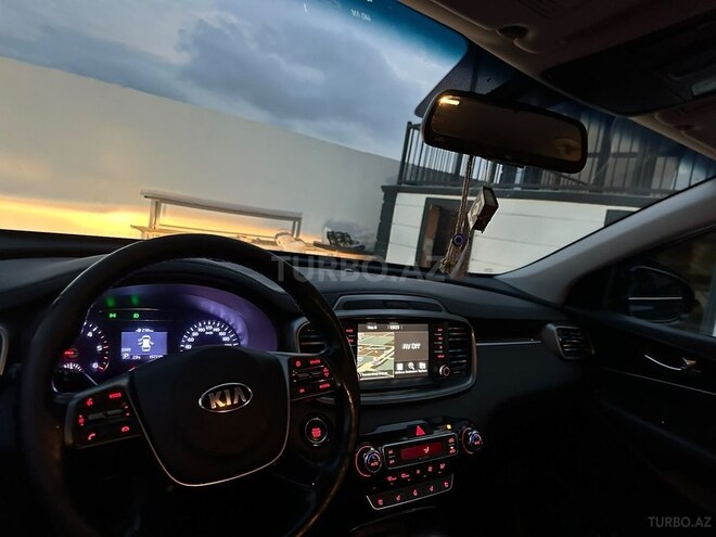 Kia Sorento-6