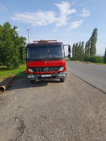 Mercedes Atego 818-5