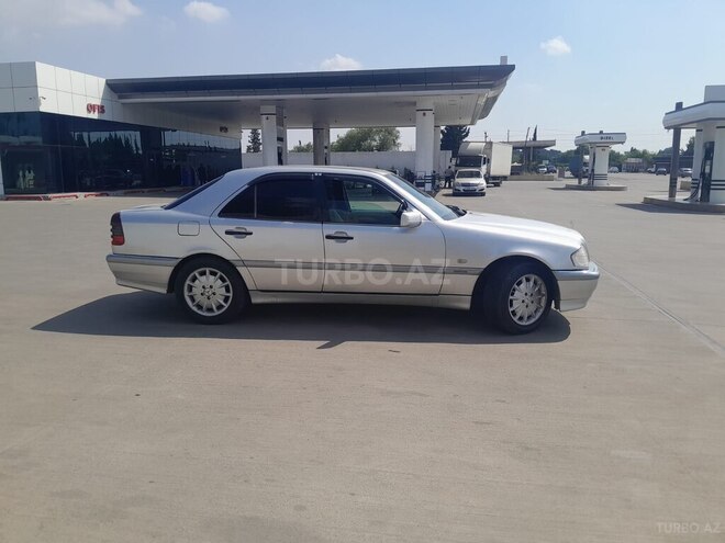 Mercedes C 180-5
