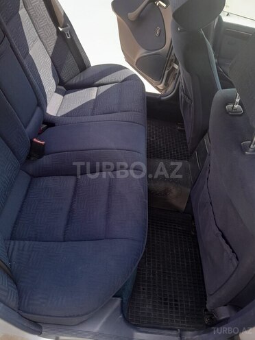 Mercedes C 180-9