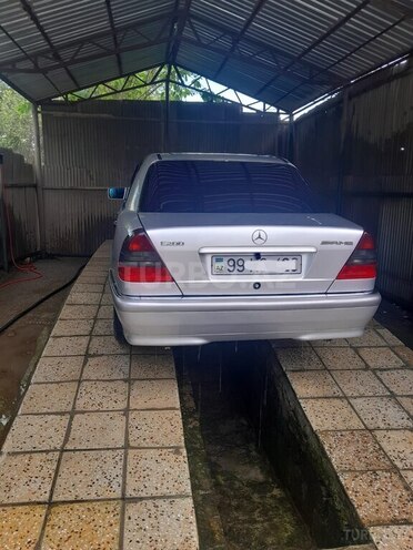 Mercedes C 180-3