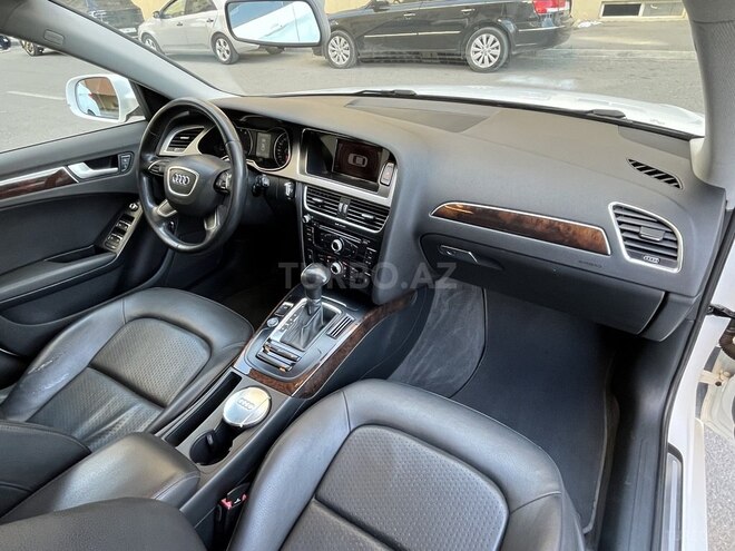Audi A4-8
