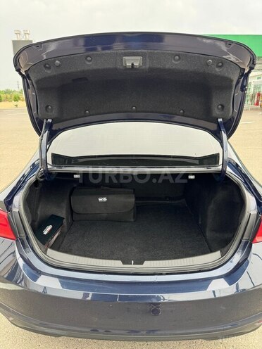 Chevrolet Malibu-13