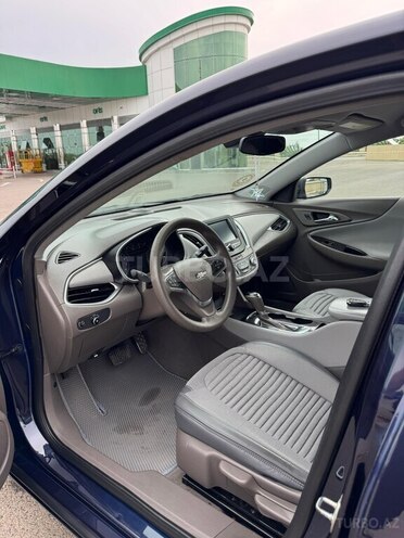 Chevrolet Malibu-10