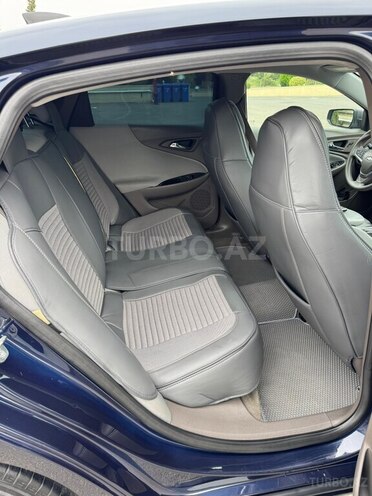 Chevrolet Malibu-11