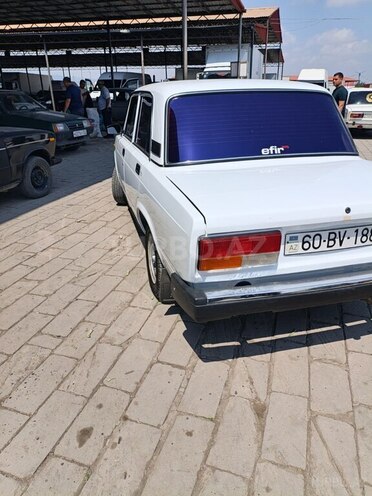LADA (VAZ) 2107-2