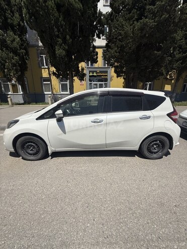 Nissan Note-3