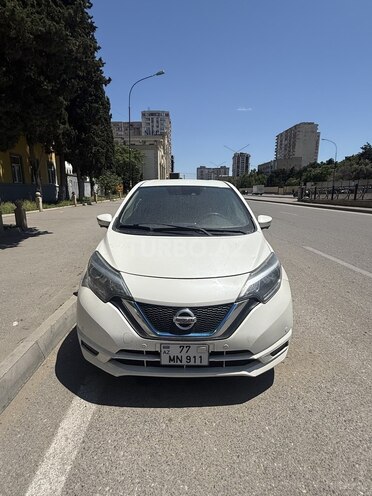 Nissan Note-1