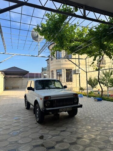 LADA (VAZ) Niva-4