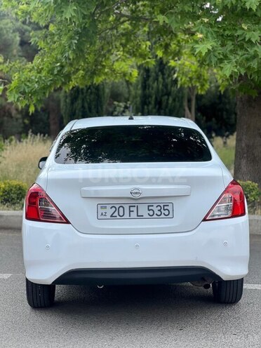 Nissan Sunny-7