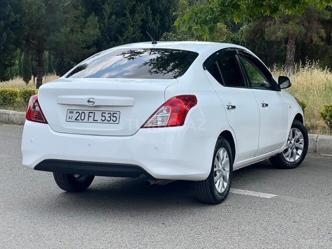Nissan Sunny-8