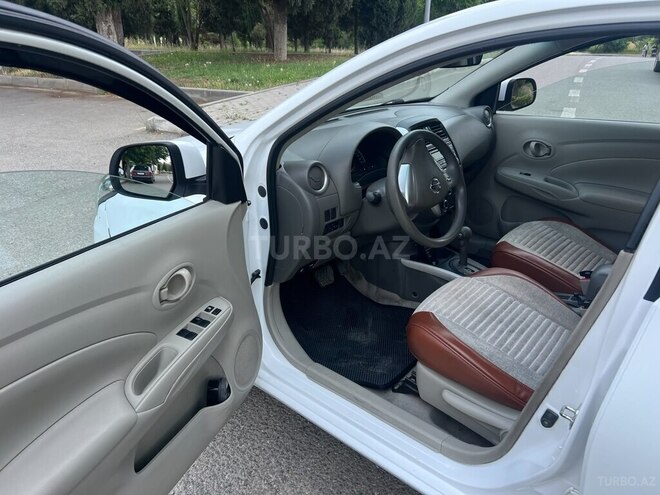 Nissan Sunny-4