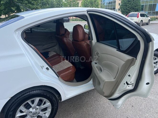 Nissan Sunny-6