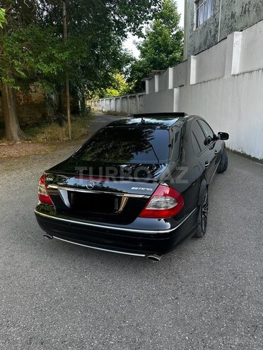Mercedes E 350-7