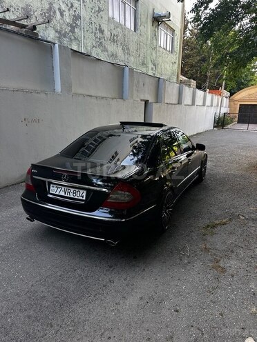 Mercedes E 350-10