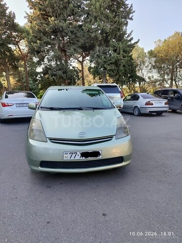 Toyota Prius-1