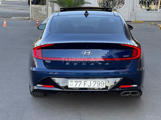 Hyundai Sonata-2