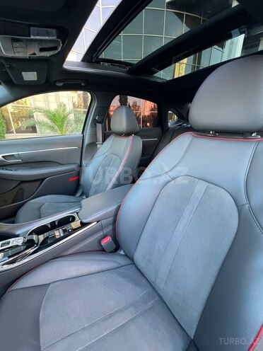 Hyundai Sonata-6