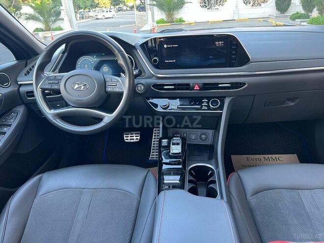 Hyundai Sonata-5