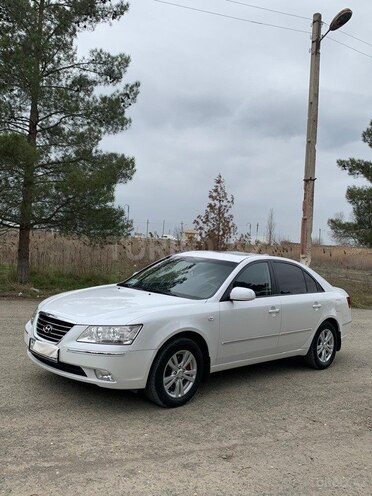Hyundai Sonata-5