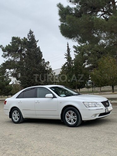 Hyundai Sonata-4