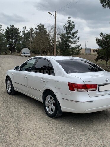 Hyundai Sonata-7