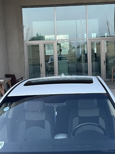 Hyundai Sonata-8