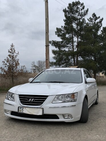 Hyundai Sonata-1