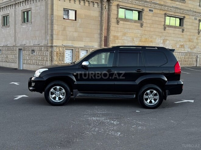 Toyota Land Cruiser Prado-5