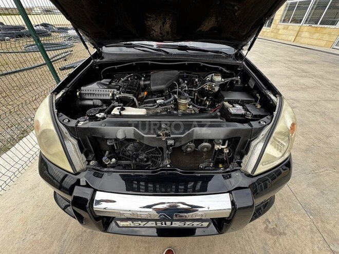 Toyota Land Cruiser Prado-13