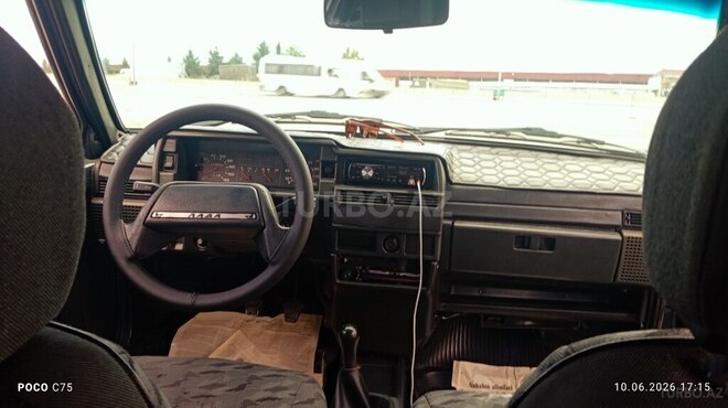 LADA (VAZ) 21099-8