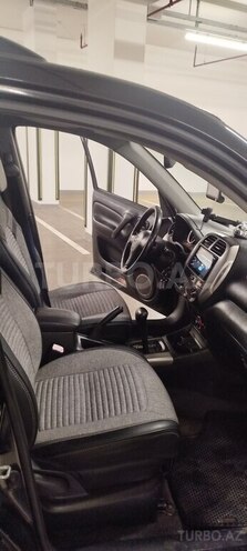 Toyota RAV4-5