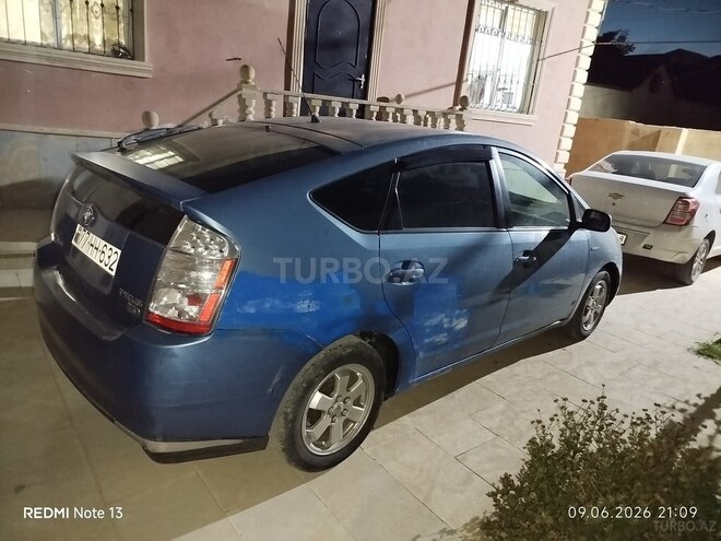Toyota Prius-7