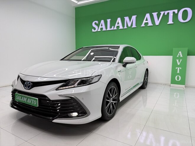 Toyota Camry-3
