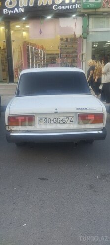 LADA (VAZ) 2107-2