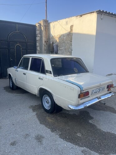 LADA (VAZ) 21011-3